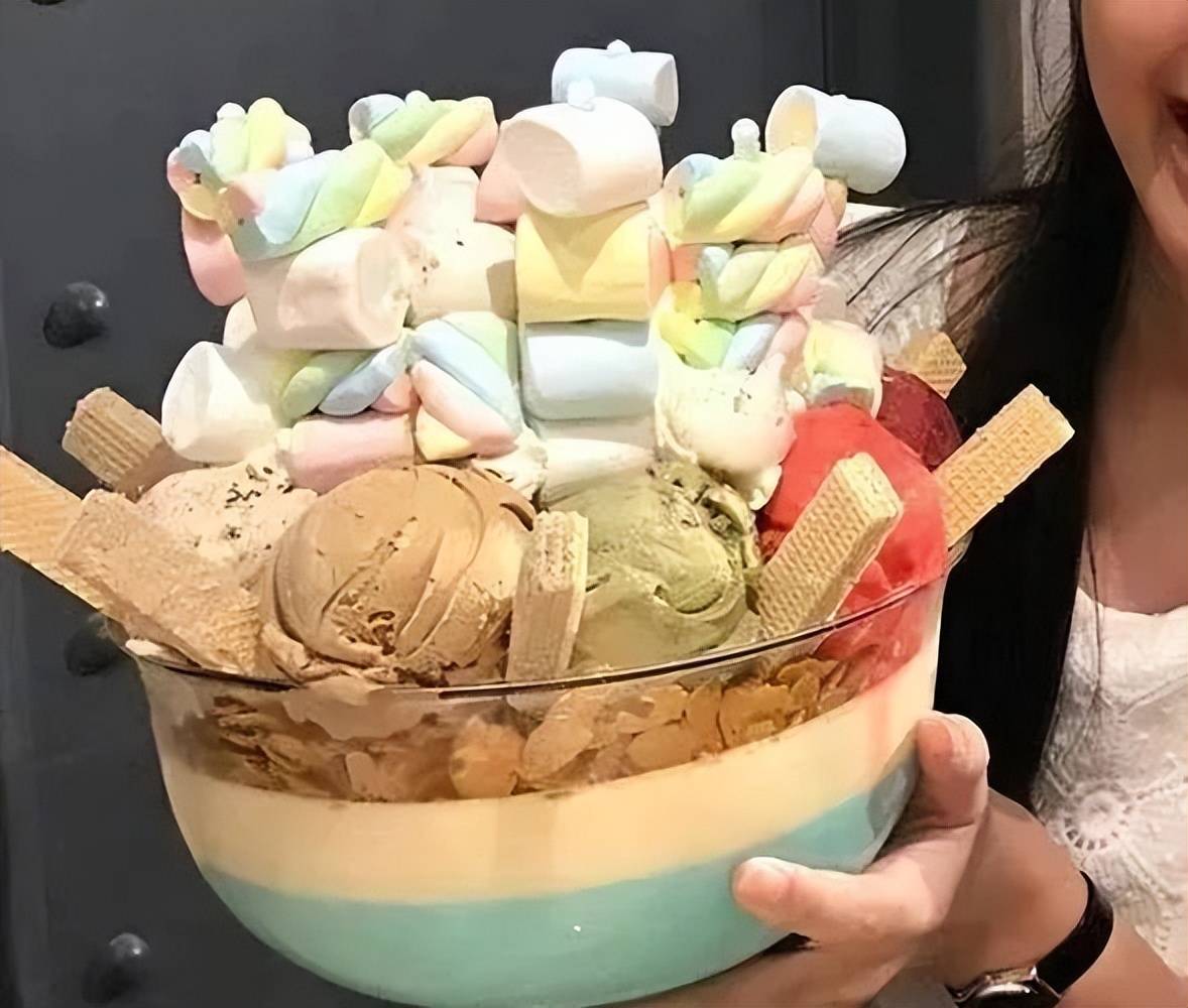 大大大大大包裝！現(xiàn)在流行起超大號零食了？